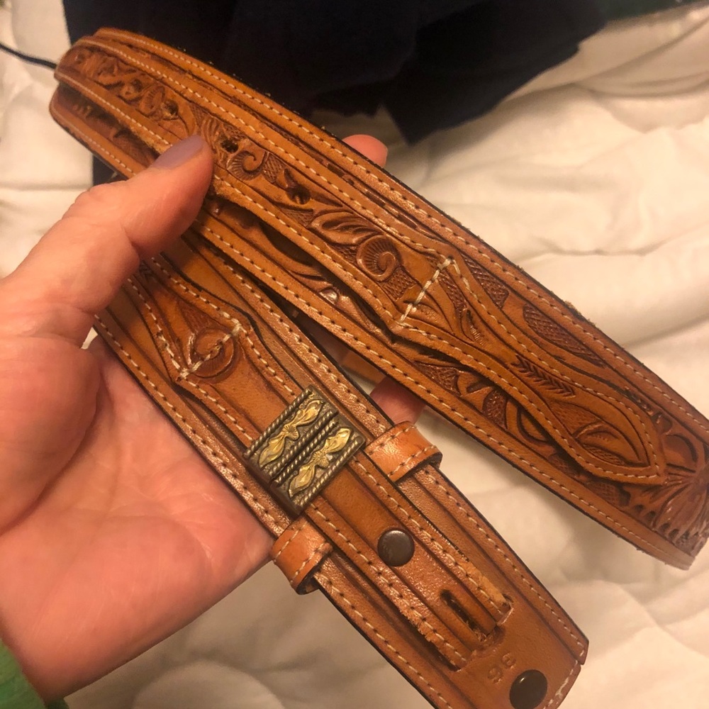 Vintage hand tooled leather belt Sz 36